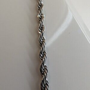 20" silver tone chain